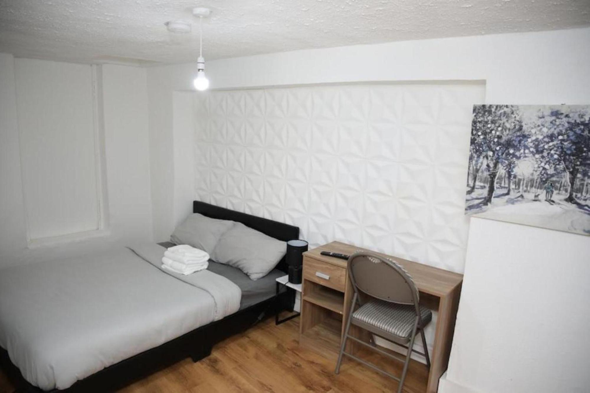 Oyo Timi Holiday Homes London Eksteriør bilde