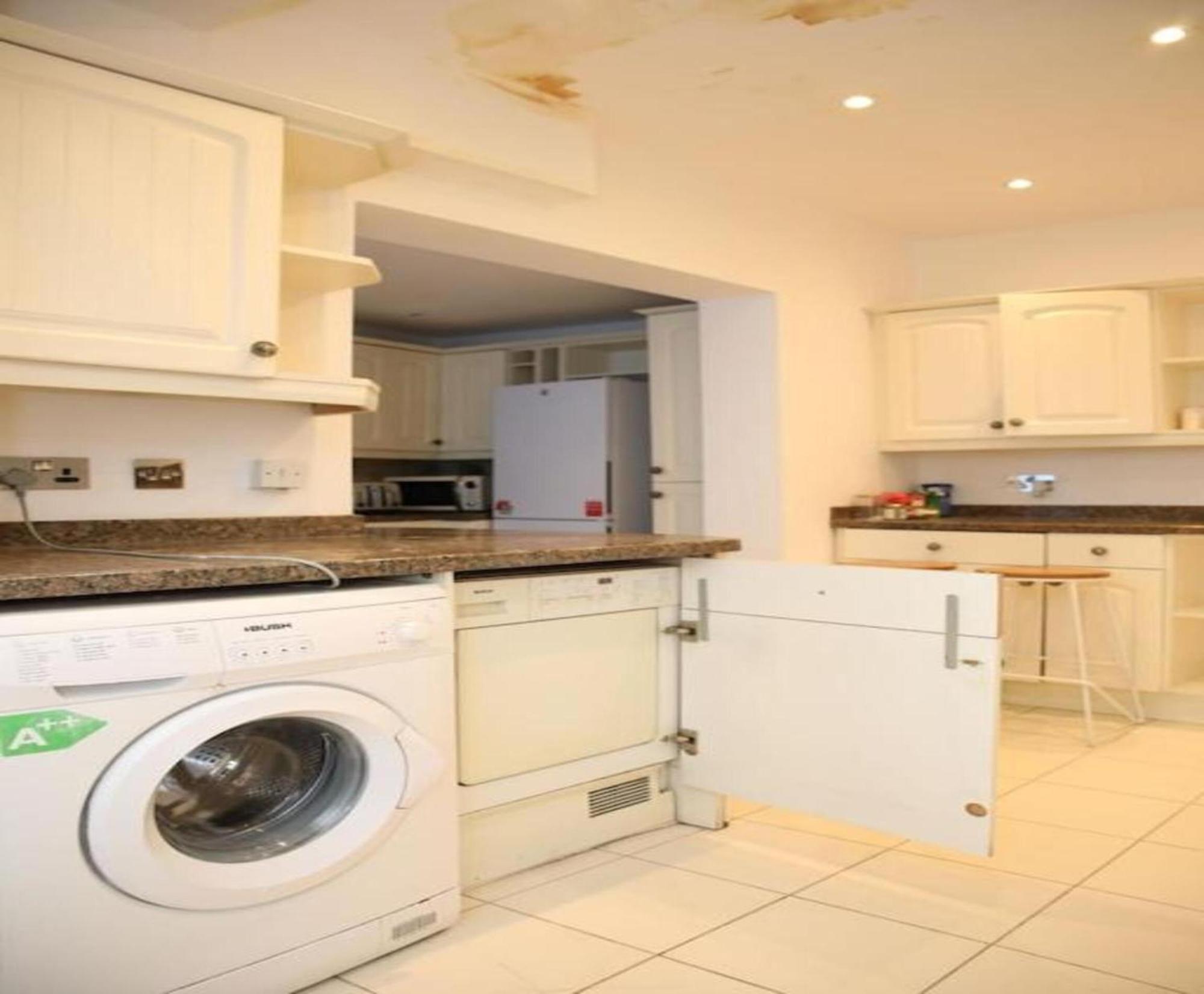 Oyo Timi Holiday Homes London Eksteriør bilde