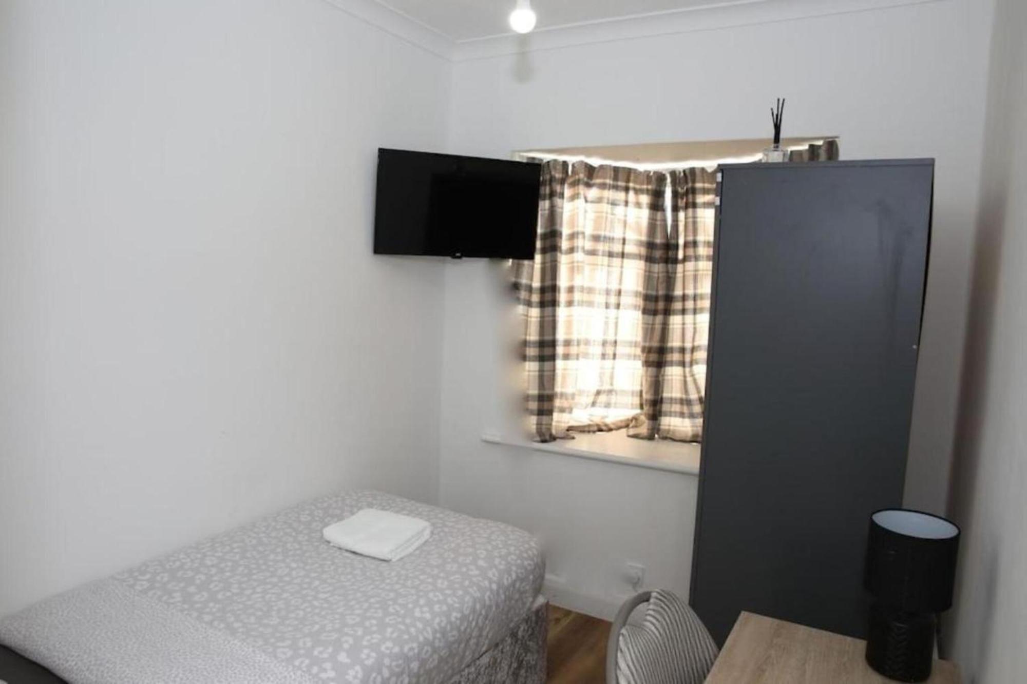 Oyo Timi Holiday Homes London Eksteriør bilde