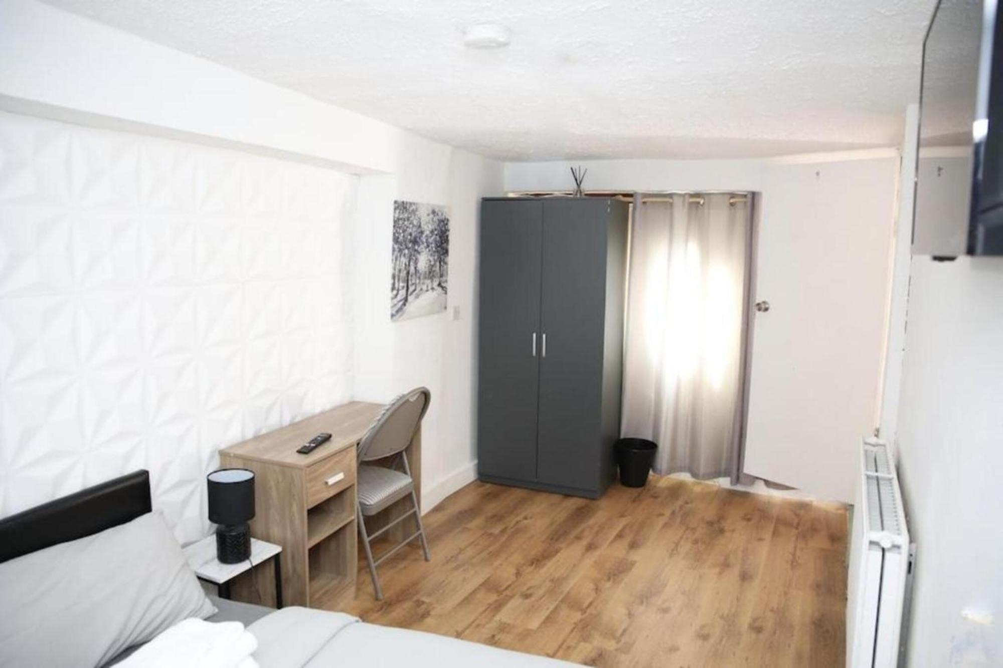 Oyo Timi Holiday Homes London Eksteriør bilde